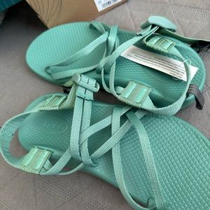Girls size 4 Chaco